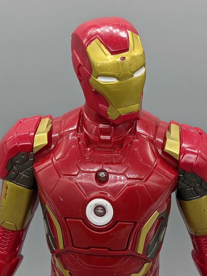 Marvel Avengers Age of Ultron Titan Hero Tech 12" Talking Iron Man Figure Hasbro - Image 2 of 4