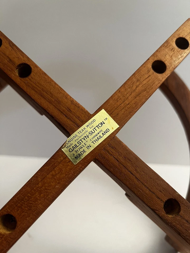 Soporte trivet de teca MCM para cazuela Corning de 8,5" o maceta Foto 4 de 4