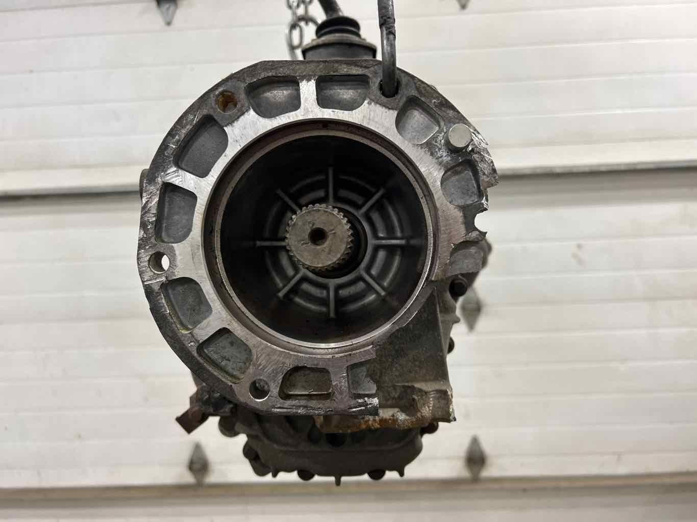 9901 Ford F250 F350 ZF5 5 Speed Manual Transmission (ONLY 90K Miles