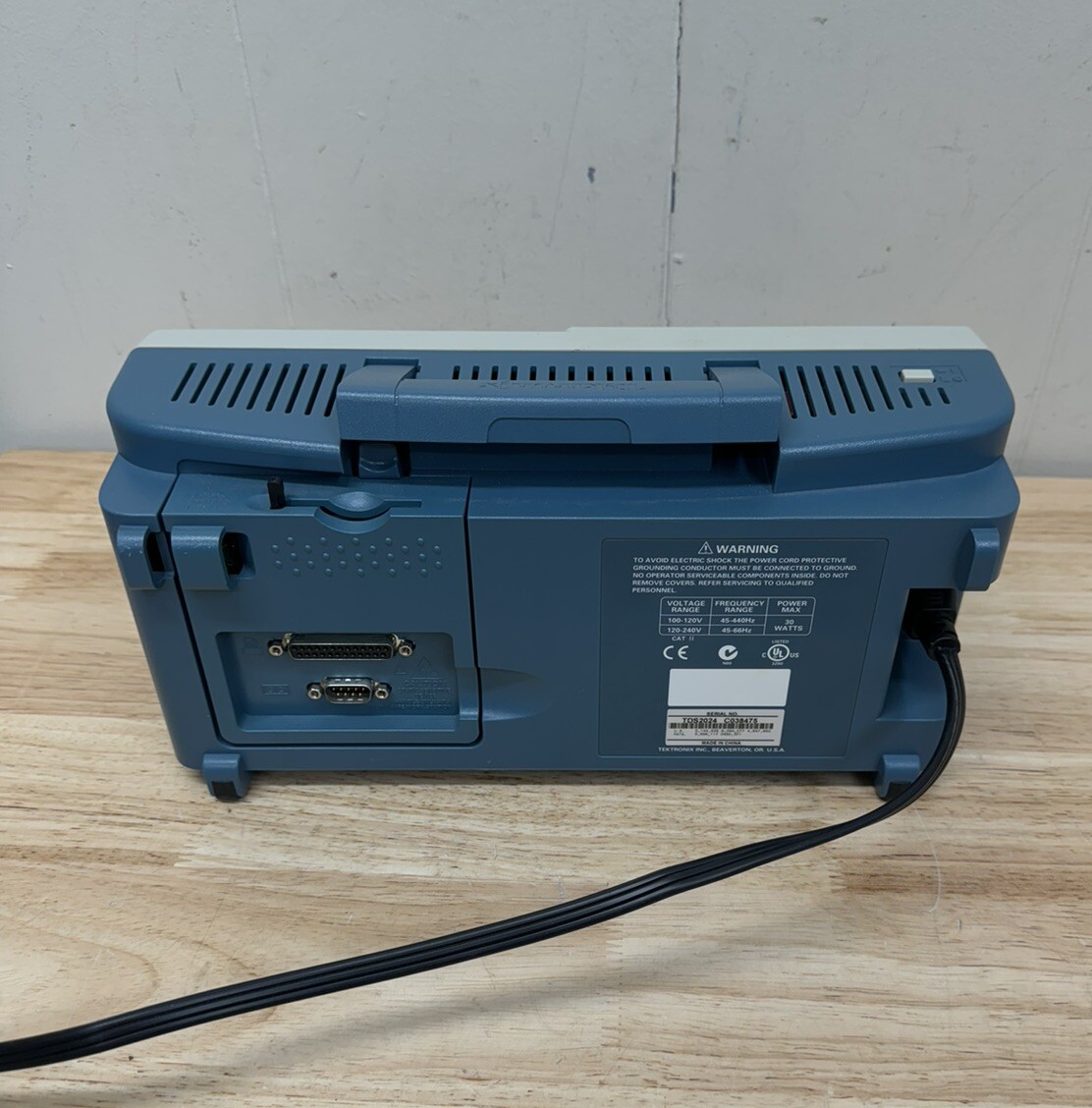 deto4箱 Tektronix MDO4024C | MIXED DOMAIN OSCILLOSCOPE, (4) 200 MHZ ANALOG