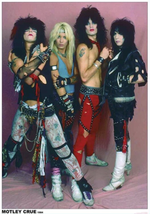 MOTLEY CRUE {EU} COLORFUL 24X33 POSTER | eBay