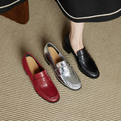 Womens 2025 Fashion Leather Round Toe Wrinkled Block Heel Loafer Pump Shoes OSEE