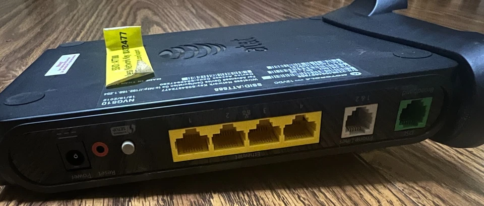 AT&T Motorola NVG510 AT&T Modem/Wireless DSL Router ONLY - Image 3 of 3