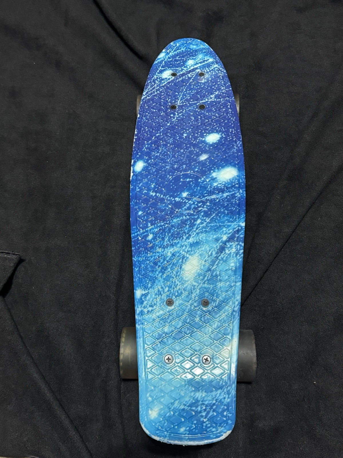 Skateboard 22 Inch Meketec Retro Skateboard for Kids Boys Yo