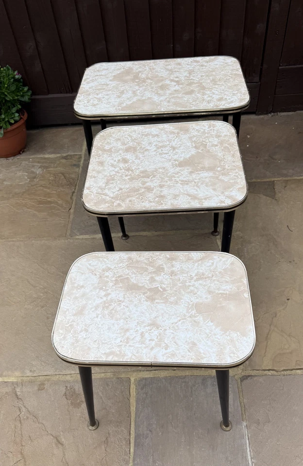 Super Retro Mid Century Nest Of Three Formica Topped Tables With Dansette Legs - Image 2 of 4