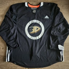 Anaheim Ducks MiC Team Issued Adidas Practice Hockey Jersey 58 Black Blank NWT
