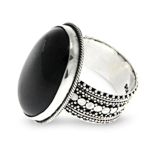Onyx cocktail ring, 'Oracle' - product listing photo