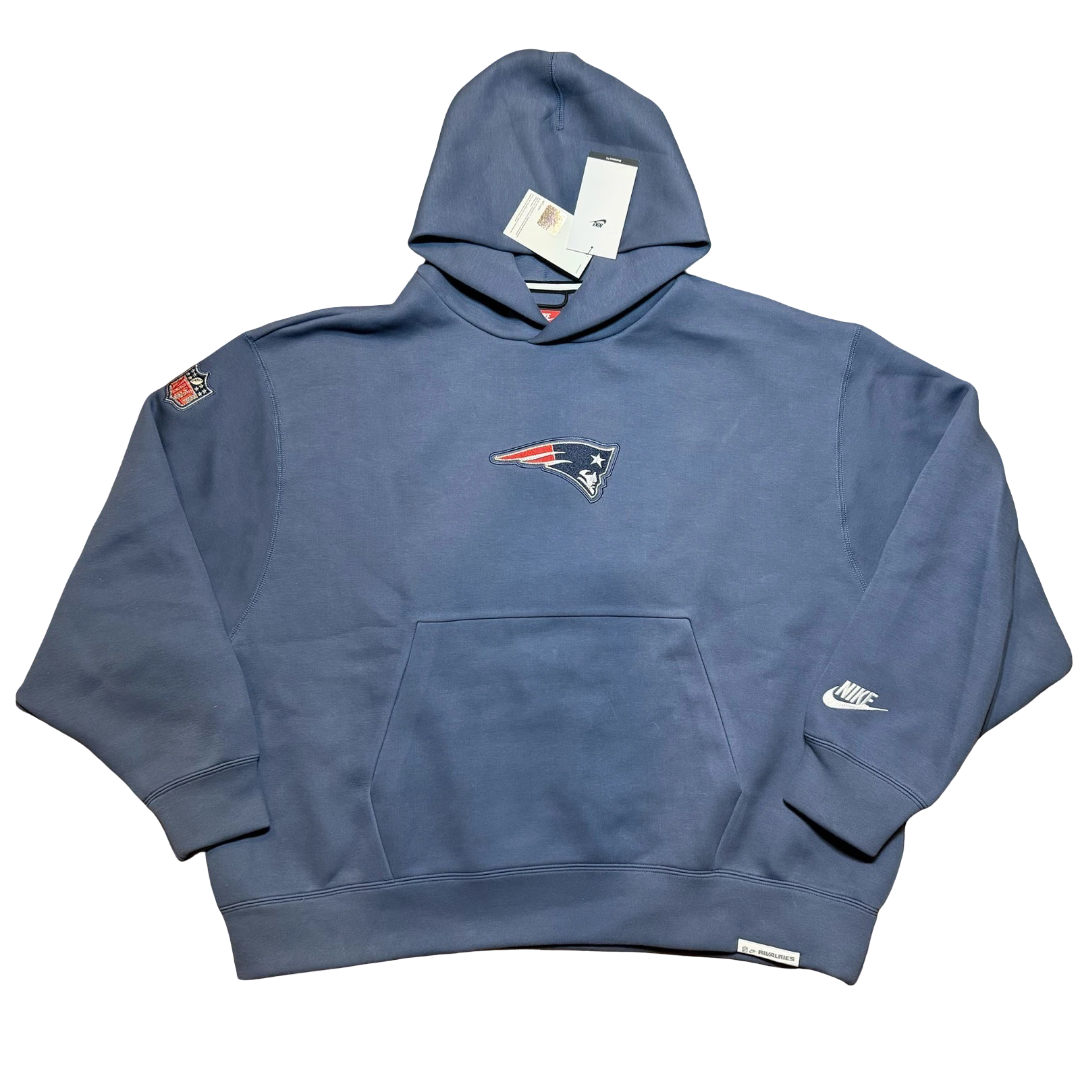 New England Patriots Nike 2025 Rivalries Collection Oversized Tech