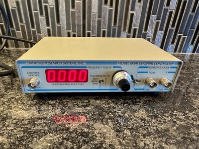 STANFORD RESEARCH SYSTEMS INC MODEL SR540 CHOPPER CONTROLLER - USED