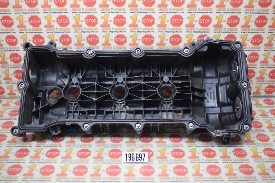 Cubierta de válvula de culata lateral derecha Dodge Journey 2011-2019 3,6 L 05184068an OEM Foto 2 de 4