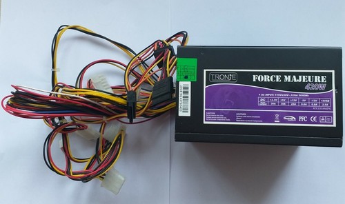 TRONJE FORCE MAJEURE 420W PC Netzteil m. Anschlüssen Gebraucht!!