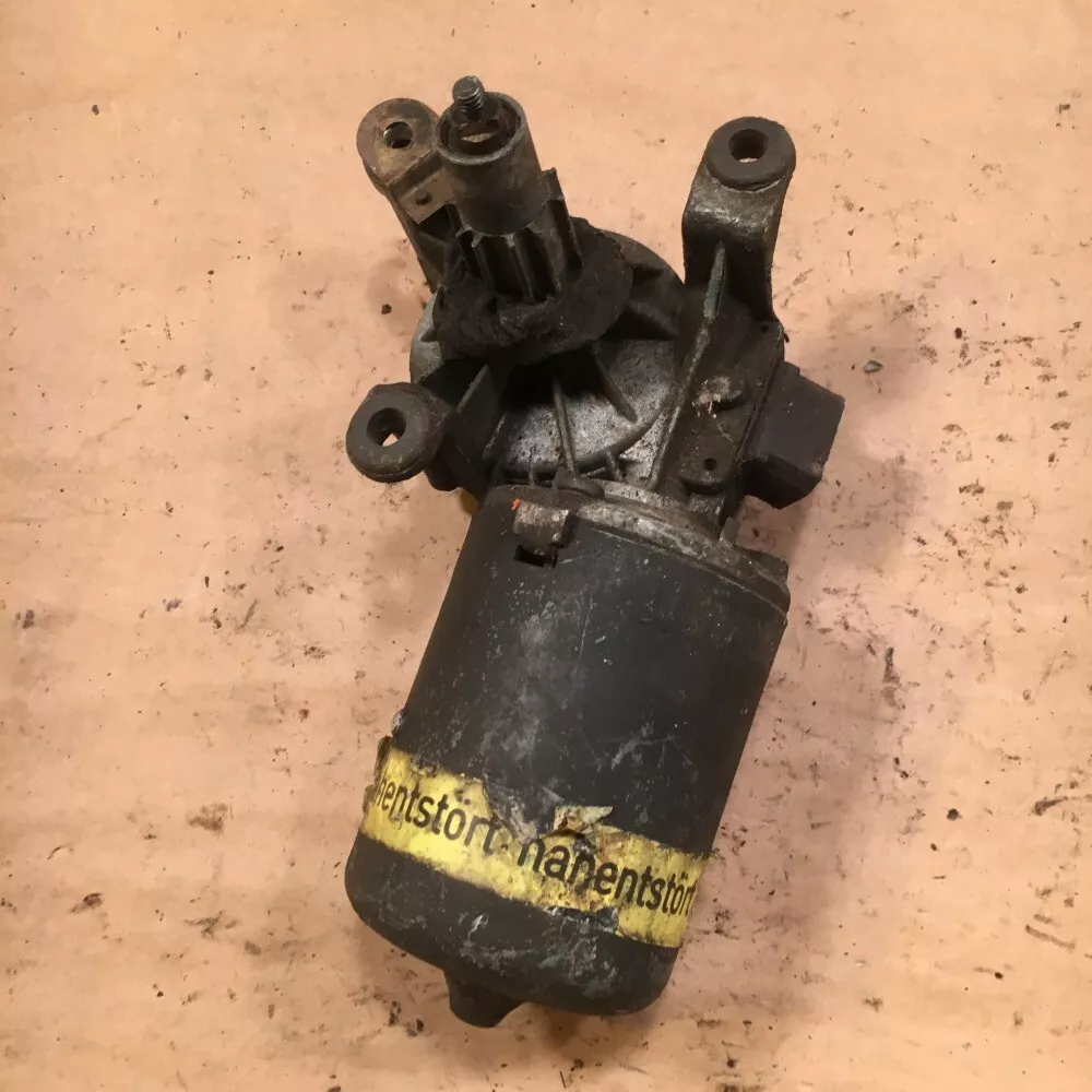 Volvo 240 wiper on sale motor