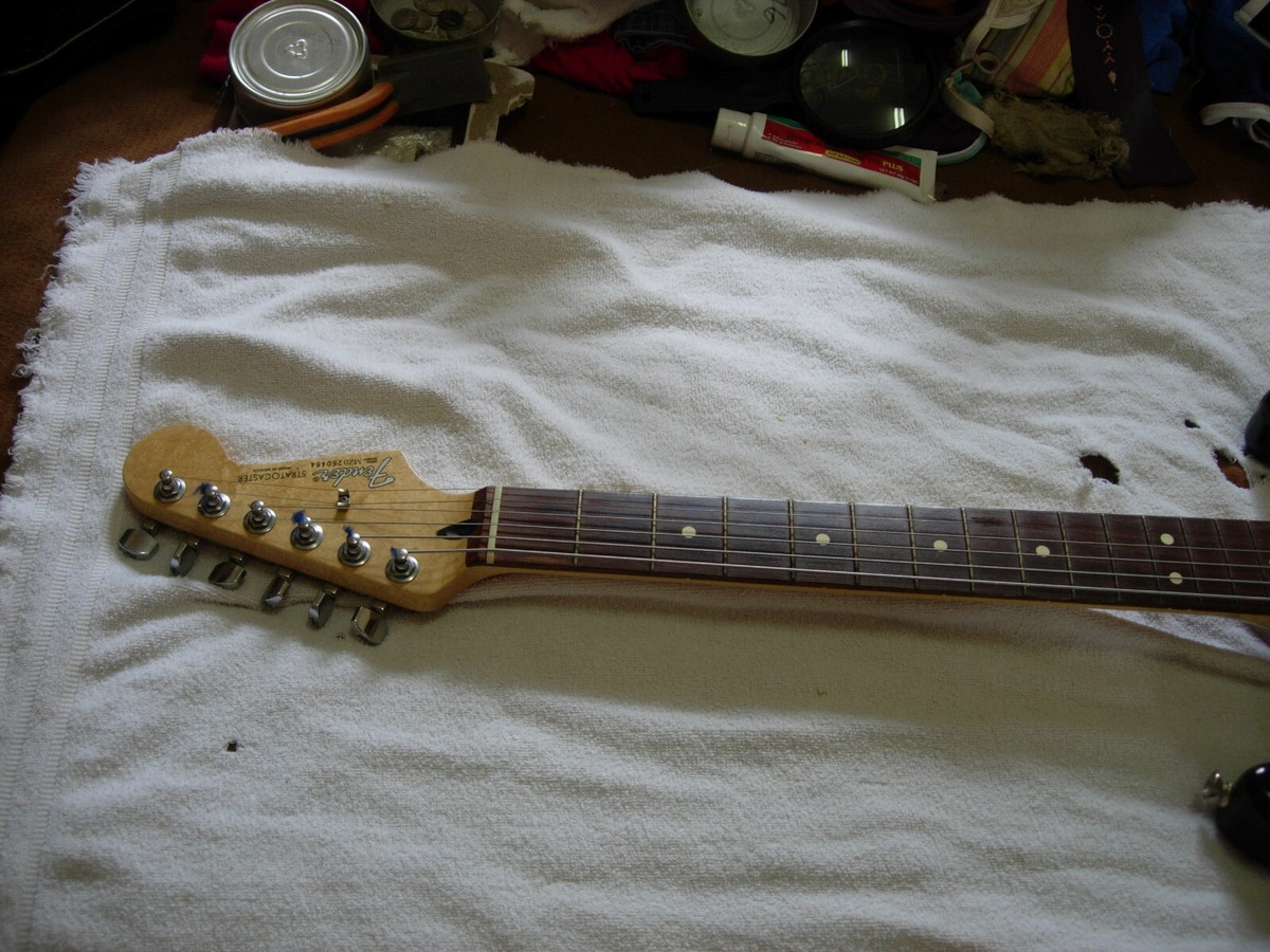 GUITAR - Fender Stratocaster (Mexico) 2000 SUNBURST | eBay