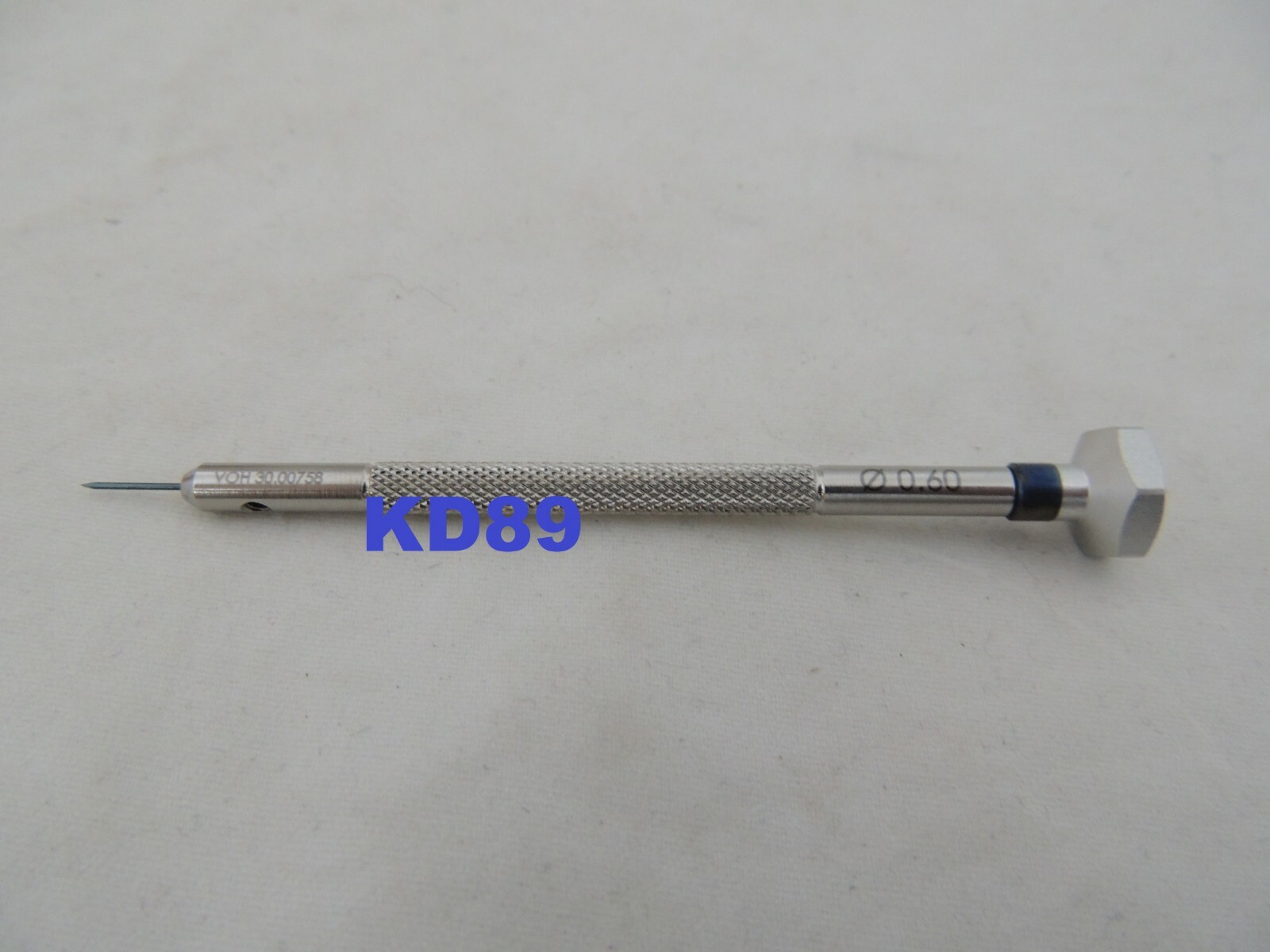Tournevis horloger VOH 0.60 mm ideal pour l'entretien des mouvements suisses