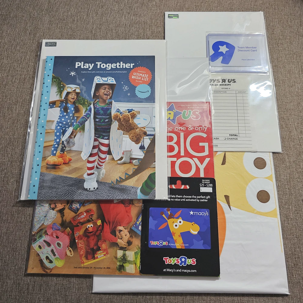 2006 Toys R Us & 2019 Amazon Christmas Catalogs! - ($0) Gift Card! - Lot #3