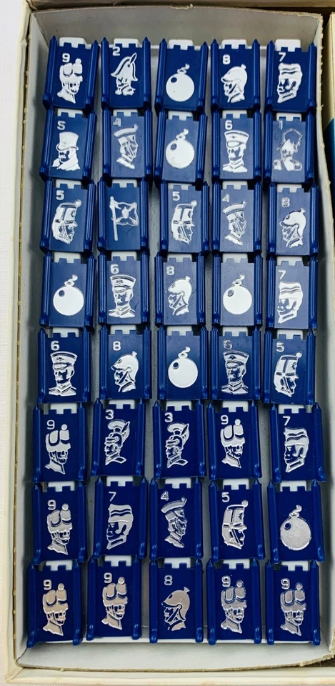 Juego de mesa Stratego 1977 de Milton Bradley completo en buen estado envío gratuito Foto 4 de 4