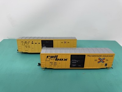 Atlas HO -  50 6  Box Car - Missing Trucks No Package - Railbox Set Of 2