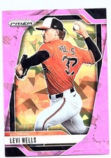 2025 Panini Prizm #68 Levi Wells Pink Ice Prizms