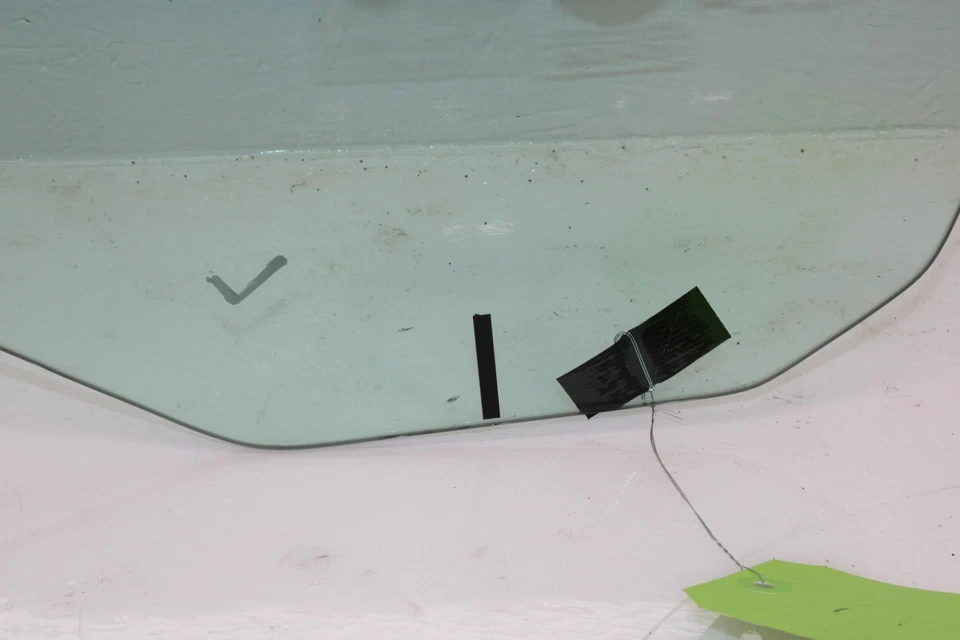 Cadillac XLR 2004-2009 puerta izquierda ventana vidrio OEM NI39 Foto 4 de 4