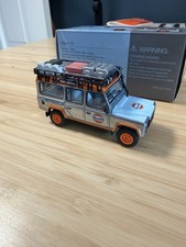 MINI GT LAND ROVER DEFENDER 110 GULF CHASE! Loose