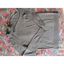 Uniqlo dark grey 100% wool turtle neck sweater large gorpcore base layer warm