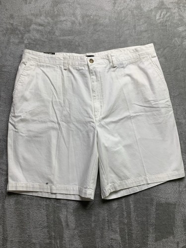 St. Johns Bay Mens Flat Front Shorts Sz 44 Inseam 9” NWT Classic Golf (M825)