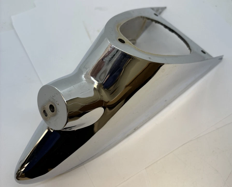 1961 Desoto Adventurer 左侧上尾灯镀铬外壳 2189677 NOS — 第 4/4 张图片