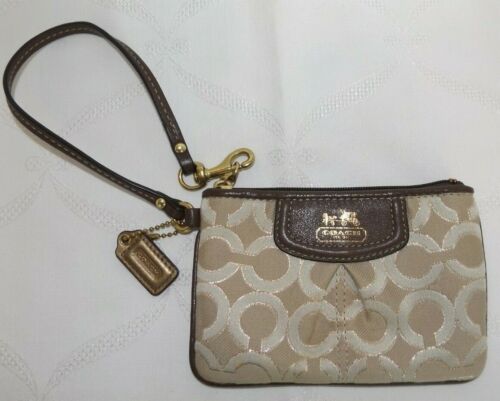 COACH Gold Lurex Wristlet Purse - Leather Trim - Mint Condition - Coach ID tag - Picture 4 of 4
