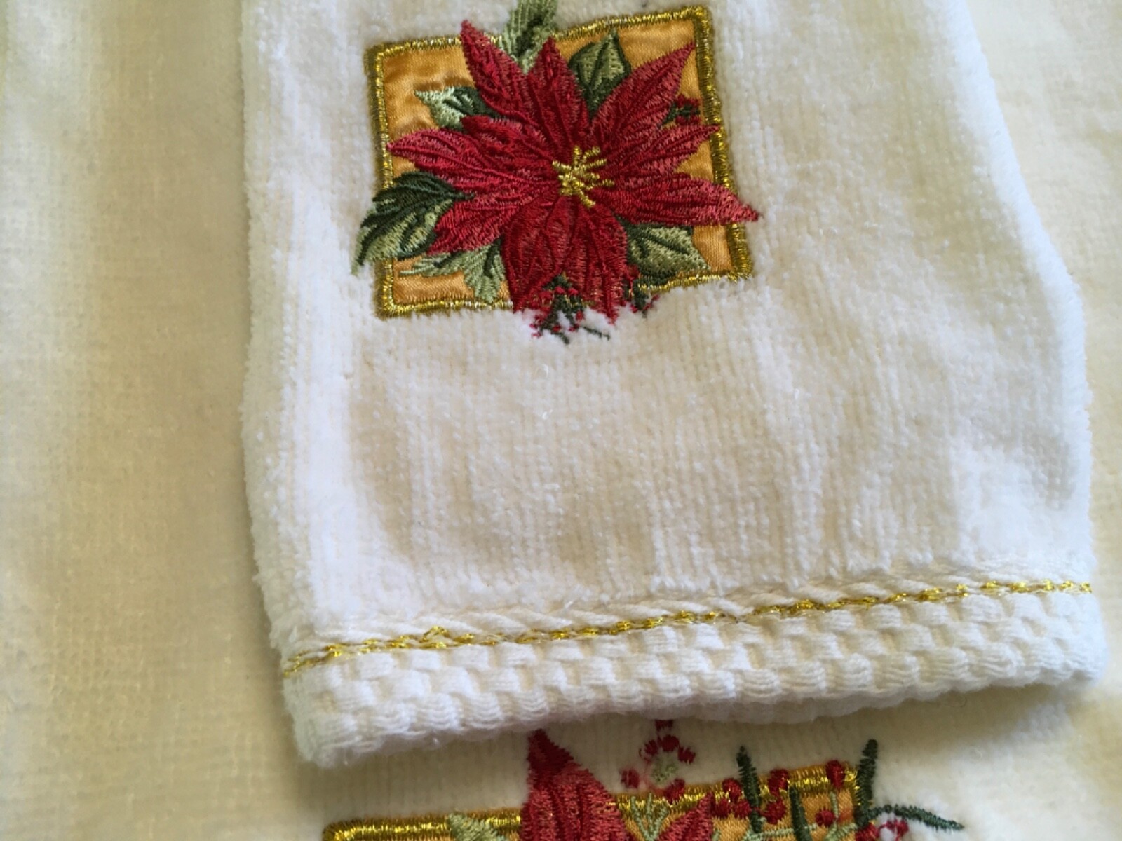 Poinsettia bathroom towels bath size and washcloth ivory white with gold accents eBay