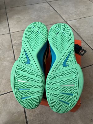 Nike Zoom I Get Buckets Mens Basketball Trainers 643300 300  display picture 1