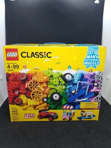 lego classic bricks on a roll 10715