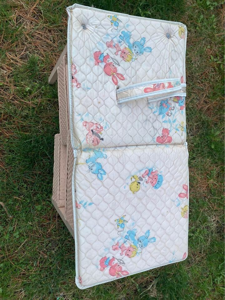 1950s Vintage Baby Doll Changing Table Station eBay