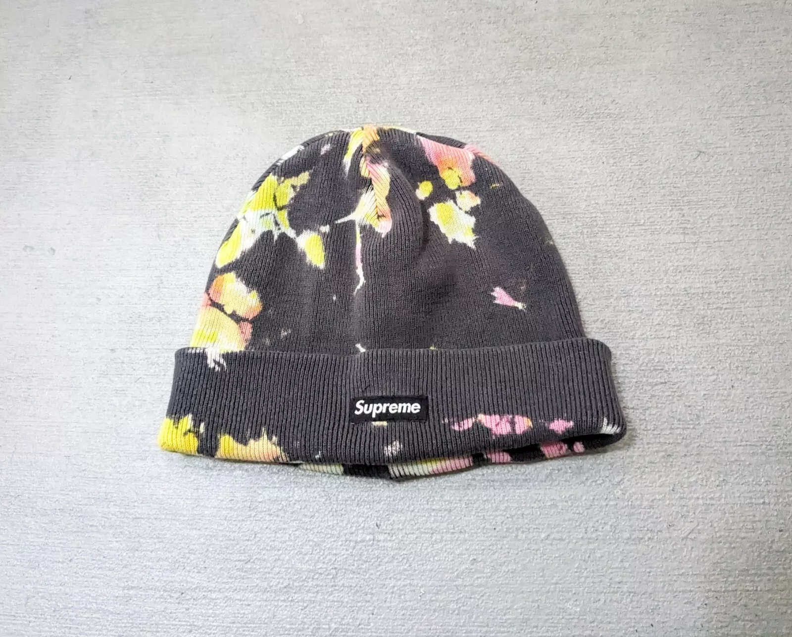 Chapeau tricoté coton Supreme Splatter Dye Beanie noir FW20 casquette logo boîte BOGO