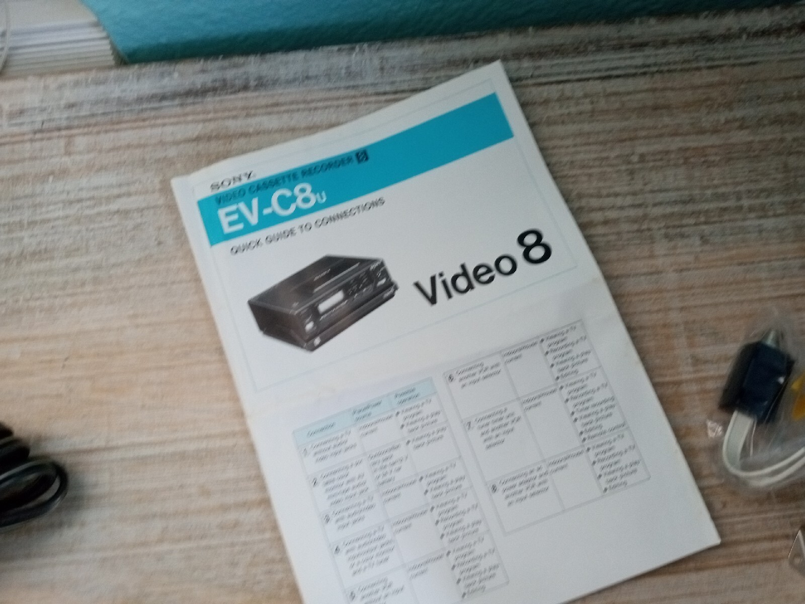 Sony EVC8U Video Analog 8MM Video 8 Cassette Recorder Player RFU80UC