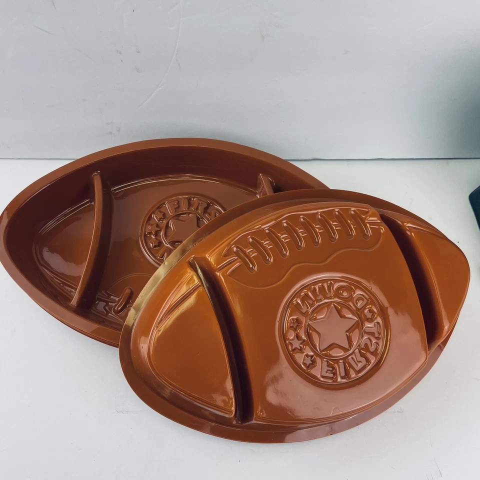 Amscan 足球拼盘餐盘 18 件全新可重复使用 — 第 2/3 张图片