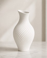 Moderne Vase mit Rillen Design PLA Deko Blumenvase Wohnaccessoire Geschenkidee
