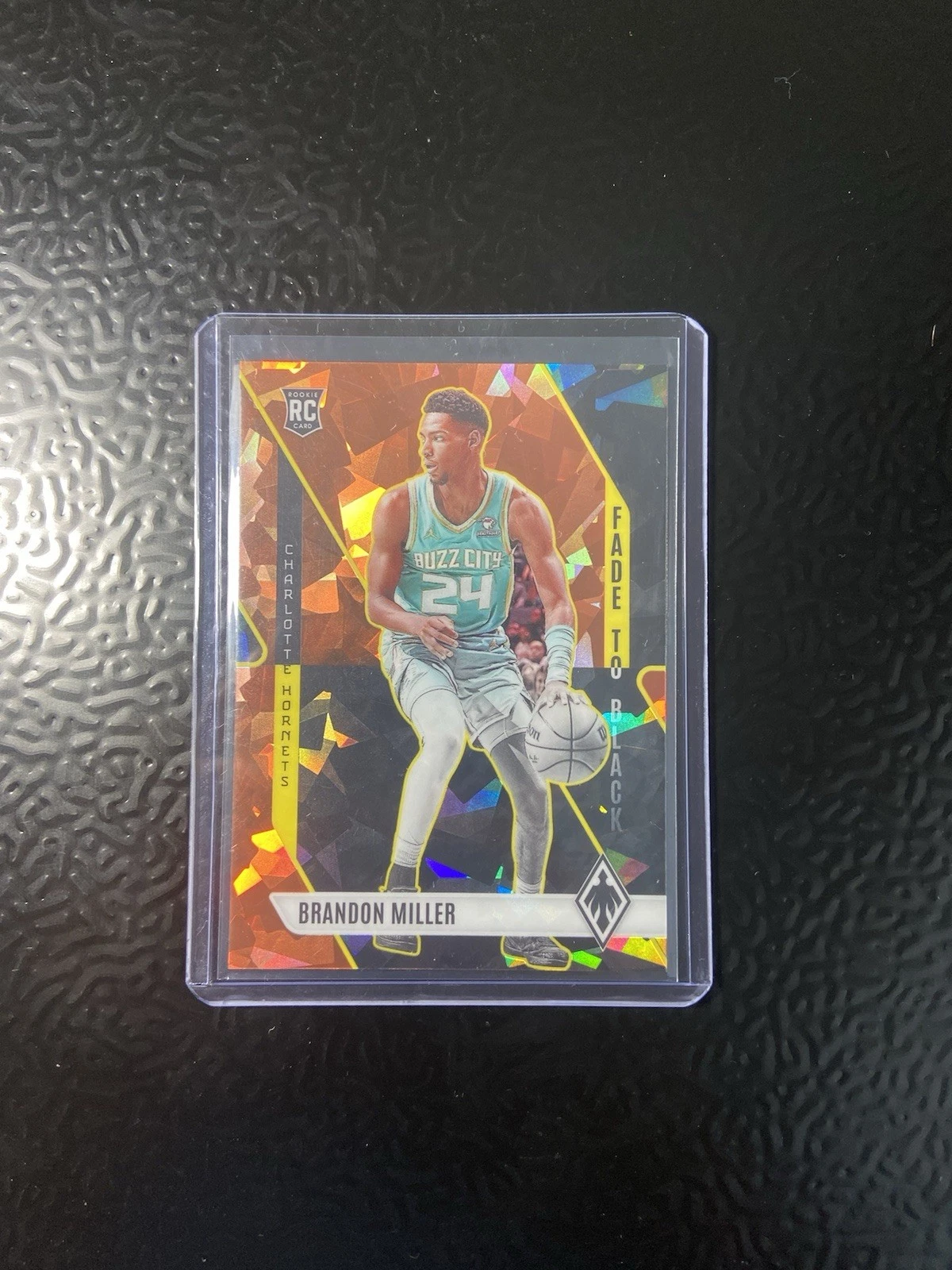 2023-24 Panini Phoenix - Fade to Black Brandon Miller #8 Orange Ice /249 (RC)