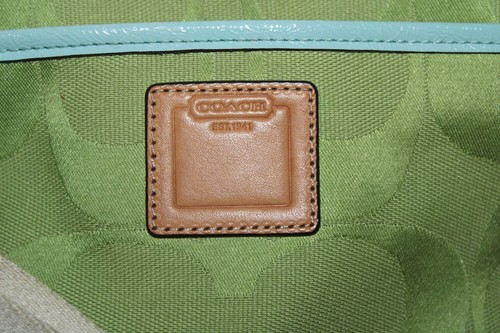 Coach Lime Green Signature Jacquard Leather Trim Crossbody Swing Pack Zip - Picture 9 of 12