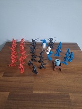 Classic Toy Soldiers American Revolution Frontiersmen Blue Red Army Figures Lot