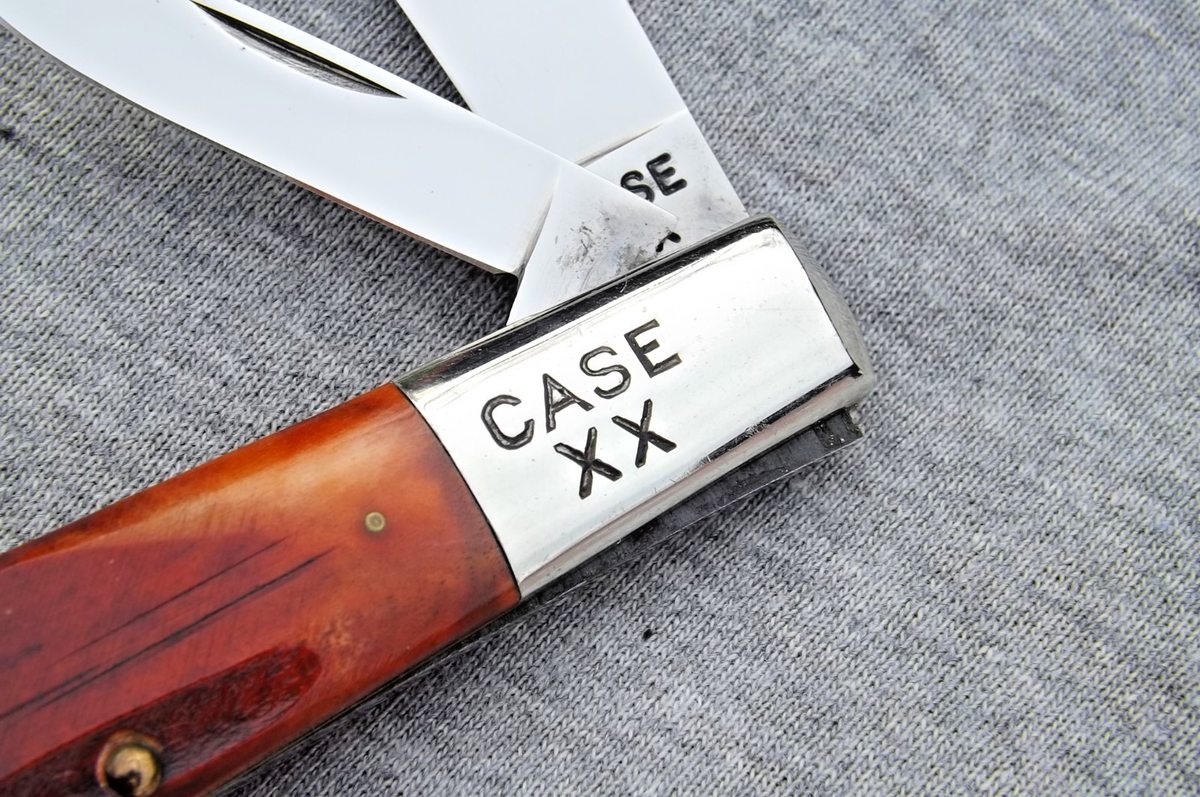 1940-1964 CASE XX AMAZING RED BONE 62009 1/2 SAW CUT BARLOW KNIFE