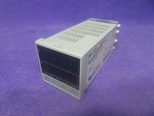 RKC CB100 Regulateur de temperature industriel, USED