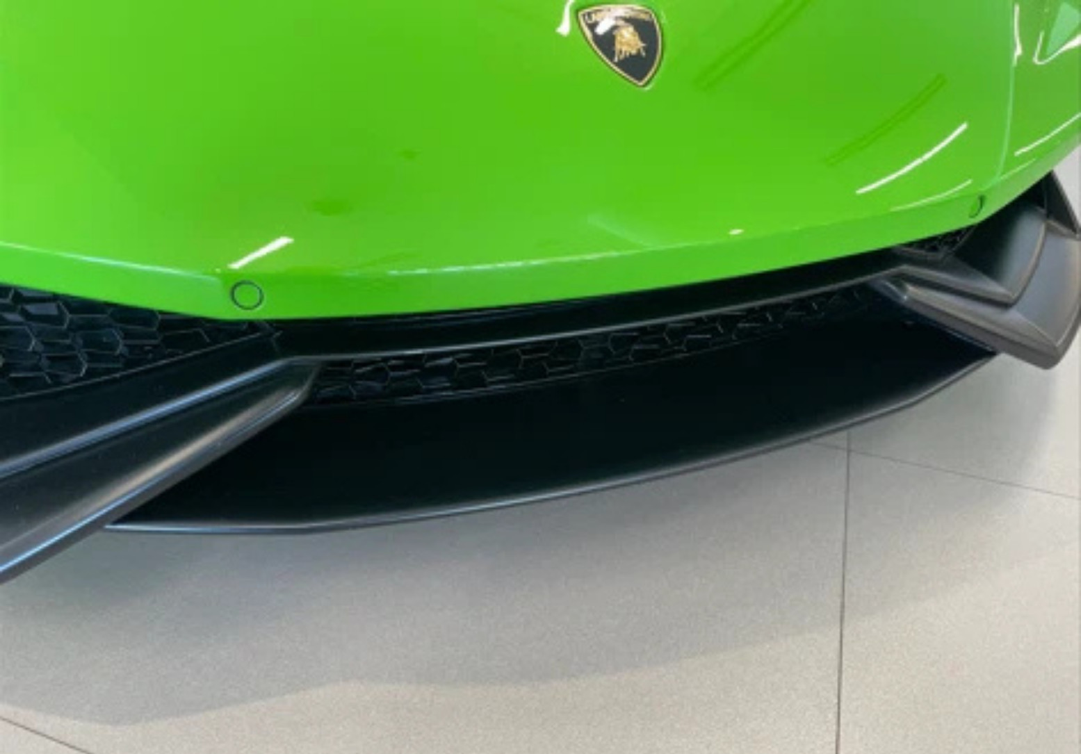 Front Lower Lip Center Cover Tuner Style For Lamborghini Huracan 2015-2018