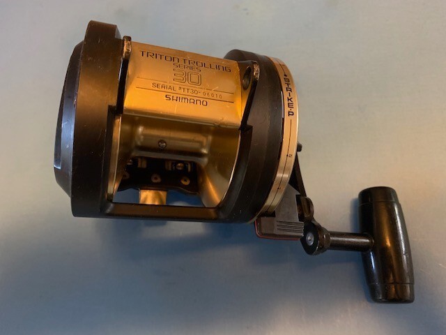 VINTAGE SHIMANO TRITON TROLLING SERIES 30 LEVER DRAG FISHING REEL