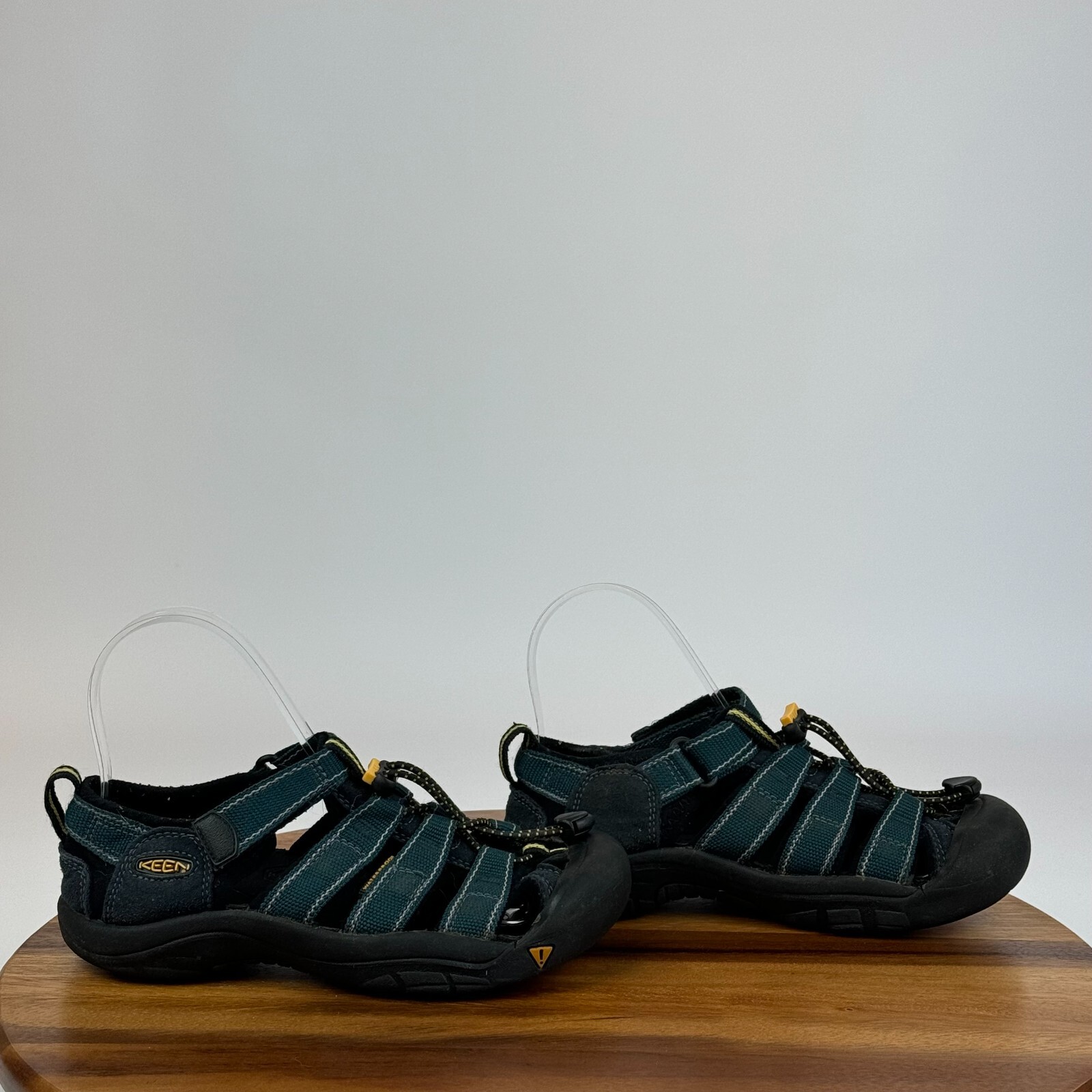 Sandali scarpe blu impermeabili Keen Newport H2 per bambini grandi taglia 3 Y in ottime condizioni