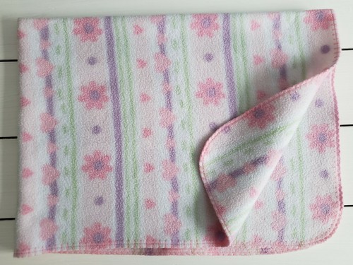 Baby Connection Blanket Flower Heart White Pink Purple Flowers Hearts Fleece - Picture 3 of 4