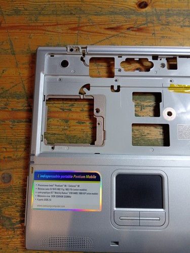 Plasturgie Basse repose poignet Samsung P28 + TouchPad - Photo 3/7