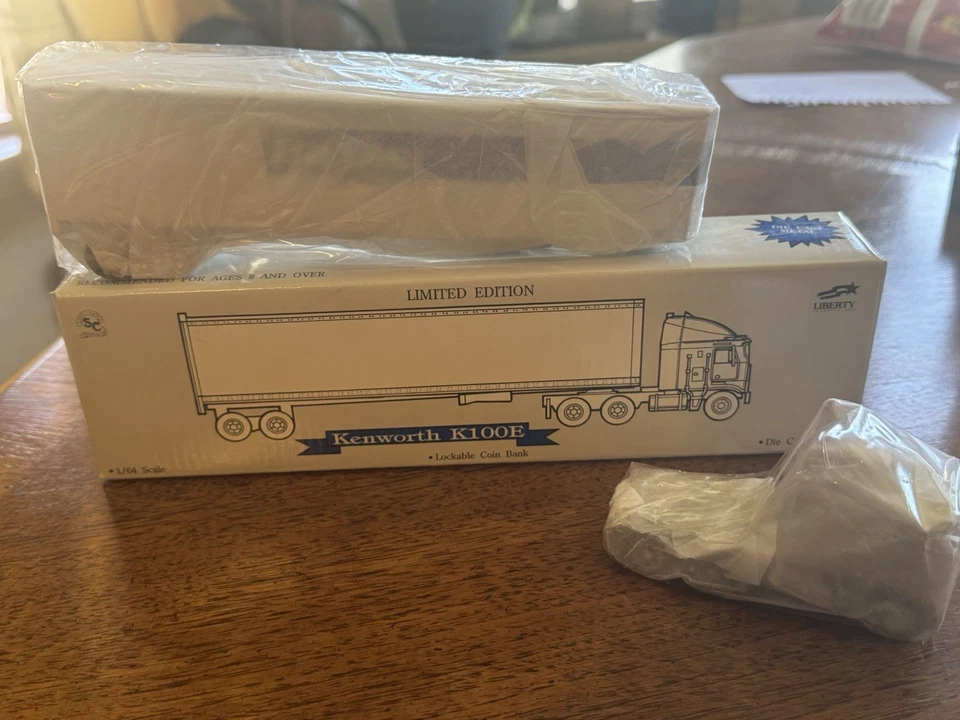 Liberty Classics Kenworth K100E 1/64 Die-Cast Coin Bank BAXTER Stock #30017 NIB - Image 3 of 4