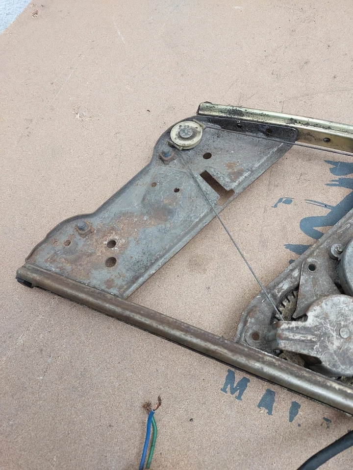 JDM Skyline R32 GTR GTS BNR32 HCR32 Coupe Power Window Motor & Regulator Driver - Image 3 of 4