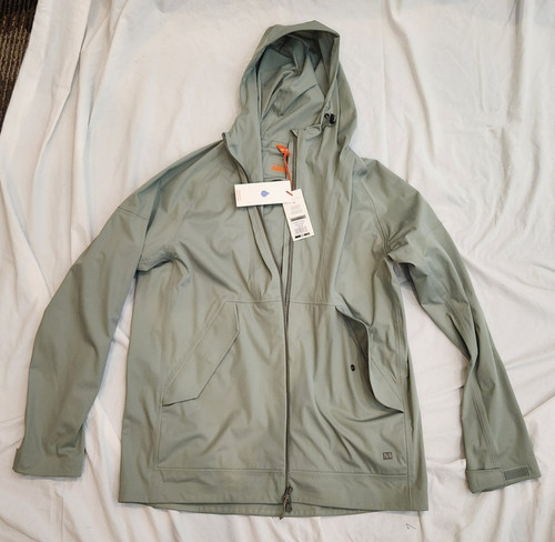 Merrell Whisper Rain Shell Jacket Men's Medium Green New With Tags BROKEN ZIPPER