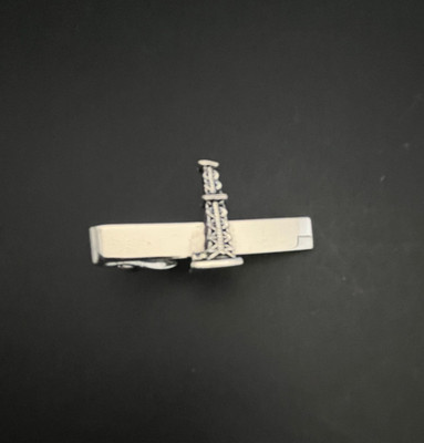 Vintage Silver Tone Oil Rig Tie Clip